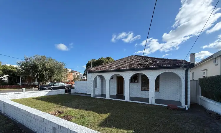 55 Clareville Avenue