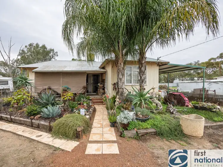12 Battery Street, Muluckine WA 6401