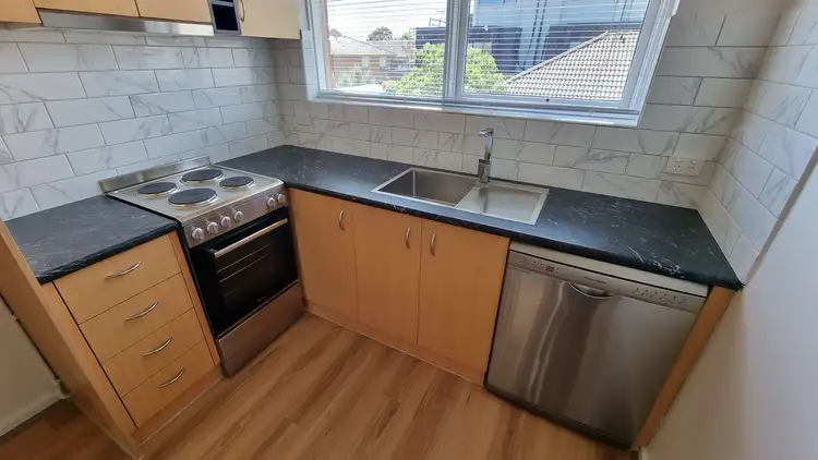 Fifth view of Homely unit listing, 10/27 Lillimur Road, Ormond VIC 3204