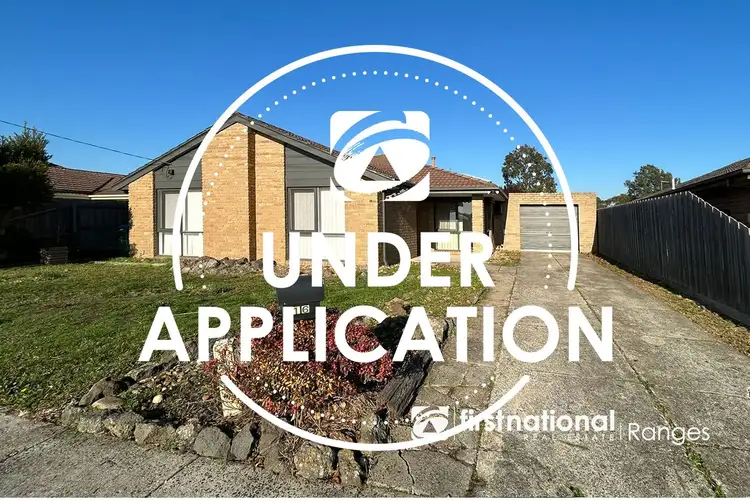 16 Arleon Crescent, Cranbourne VIC 3977
