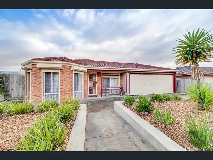 Main view of Homely house listing, 5 Rapallo Way, Cranbourne North VIC 3977