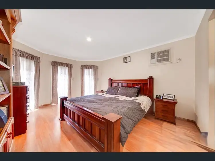 Fifth view of Homely house listing, 5 Rapallo Way, Cranbourne North VIC 3977