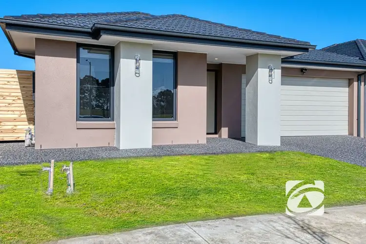27 Cilroy Crescent