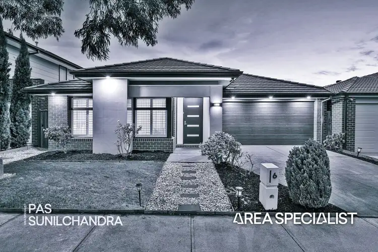 6 Swallowtail Avenue, Clyde North VIC 3978