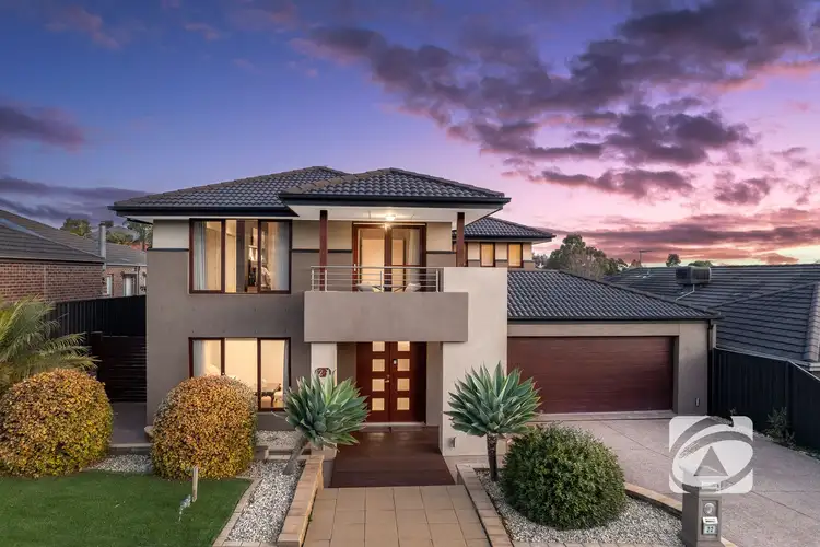 22 Cambridge Drive, Berwick VIC 3806