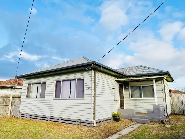 9 Vule Street, St Albans VIC 3021