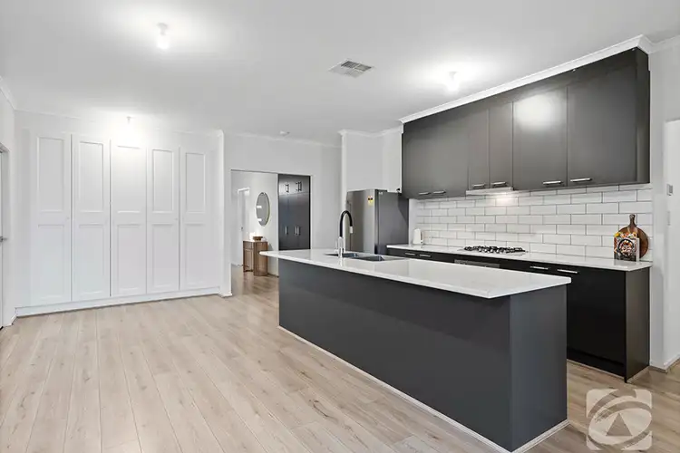 Fifth view of Homely house listing, 2 Murray Hillier Court, Hillier SA 5116