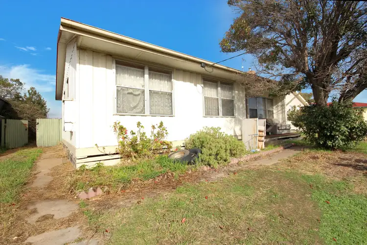 6 Hutchesson Street, Horsham VIC 3400