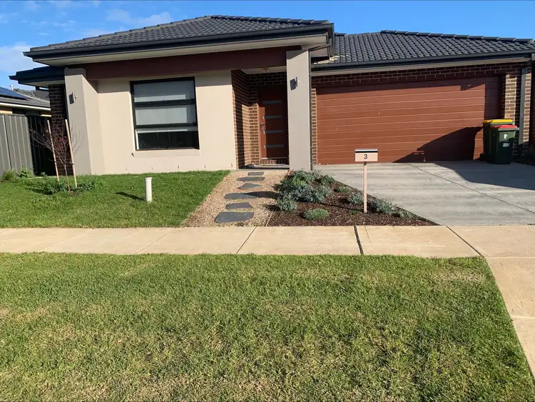 3 Choir Street, Clyde North VIC 3978