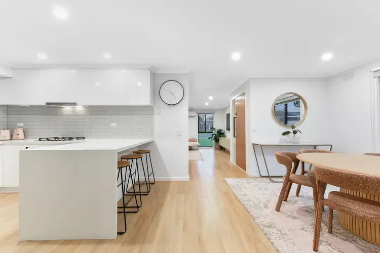 24 Bonita Court, Dandenong North VIC 3175