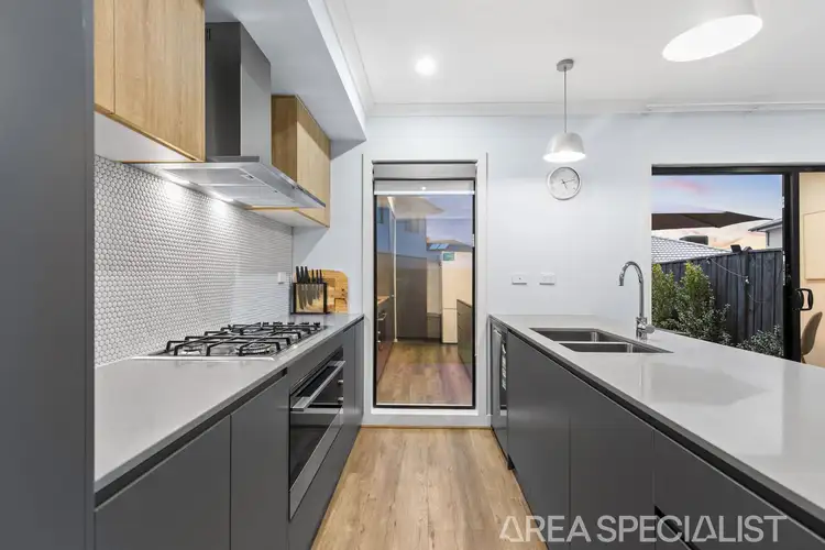 Fourth view of Homely townhouse listing, 30 Infantry Way, Berwick VIC 3806