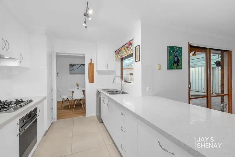 Fifth view of Homely house listing, 32 Shetland Street, Endeavour Hills VIC 3802