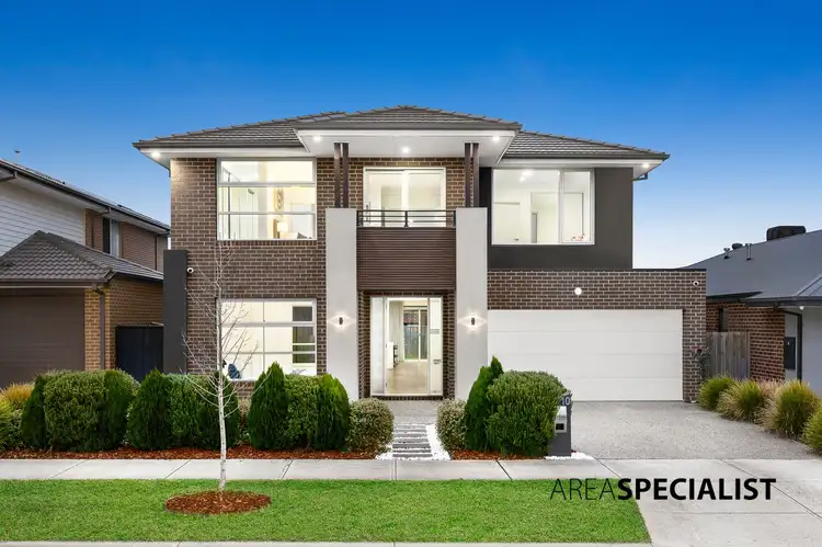 10 Ballymarang Chase, Cranbourne West VIC 3977