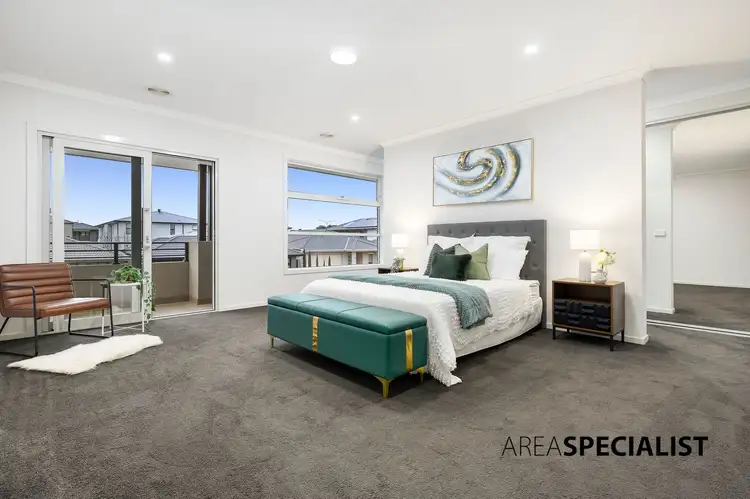 Fifth view of Homely house listing, 10 Ballymarang Chase, Cranbourne West VIC 3977