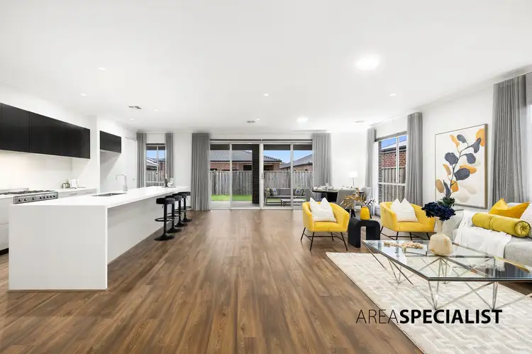 Seventh view of Homely house listing, 10 Ballymarang Chase, Cranbourne West VIC 3977