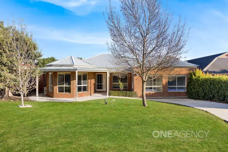 Second view of Homely house listing, 12 Claret Ash Drive, Sunbury VIC 3429