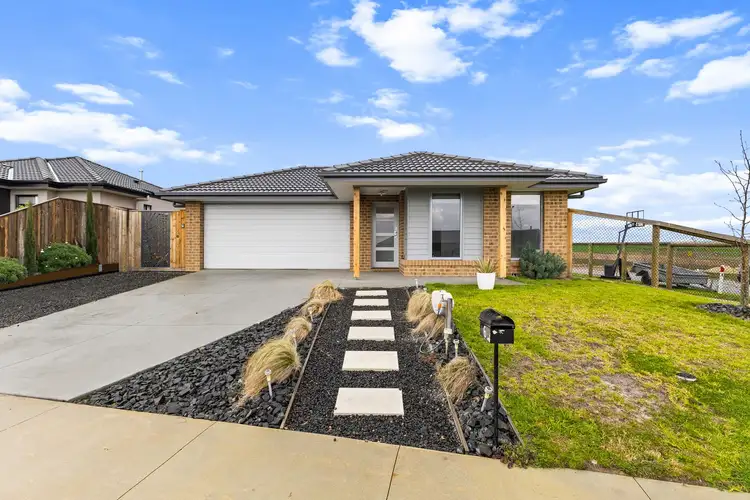 6 Brick Ave, Churchill VIC 3842