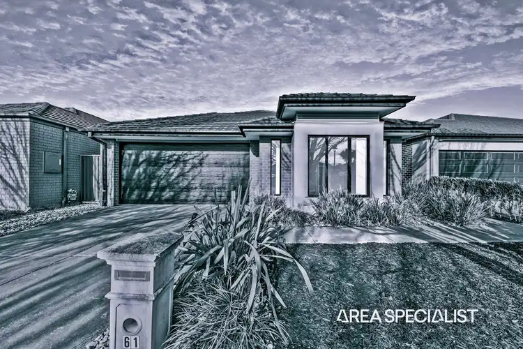 61 Downing Square, Pakenham VIC 3810