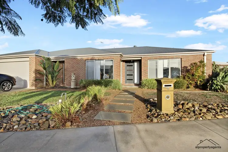 15 Tobruk Street, Horsham VIC 3400