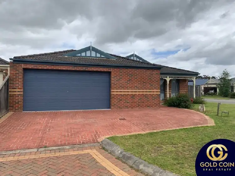 Second view of Homely house listing, 10 Shearers Court, Pakenham VIC 3810