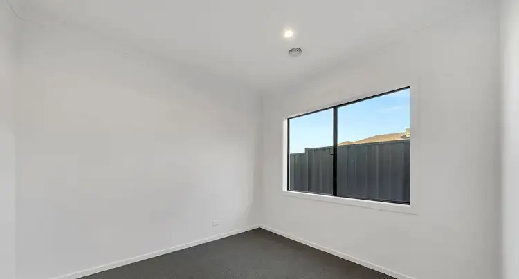 Fifth view of Homely house listing, 5 Eloquence Road, Tarneit VIC 3029