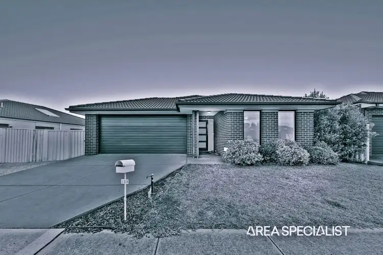 159 Blue Horizons Way, Pakenham VIC 3810