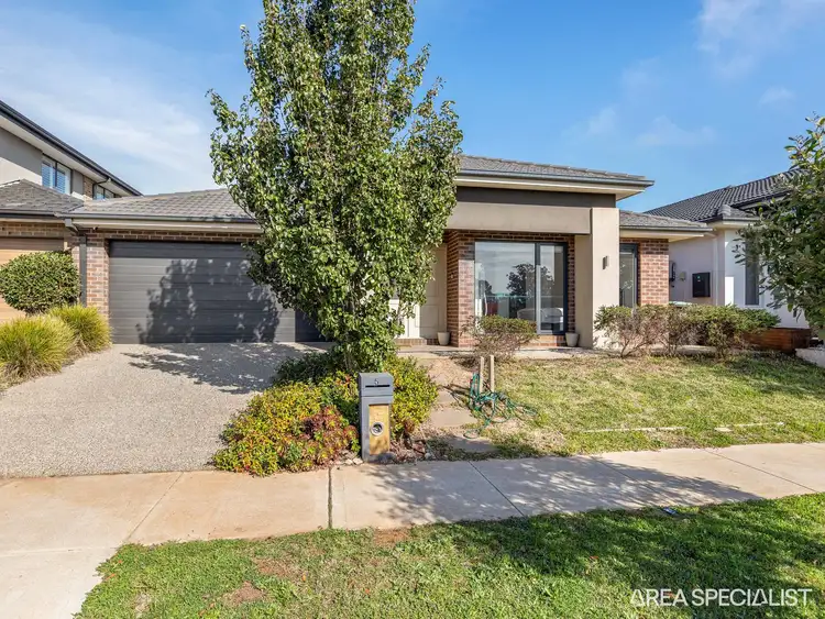 Main view of Homely house listing, 5 Exmouth Street, Thornhill Park VIC 3335