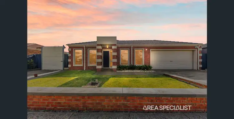 13 Clifford Drive, Pakenham VIC 3810