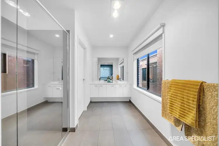 Fourth view of Homely house listing, 31 Somerset Road, Thornhill Park VIC 3335