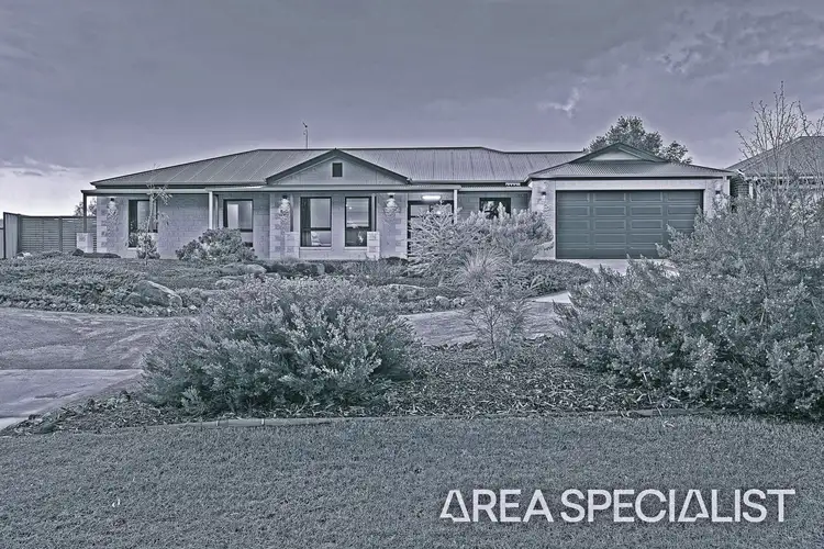 18 Carramar Drive