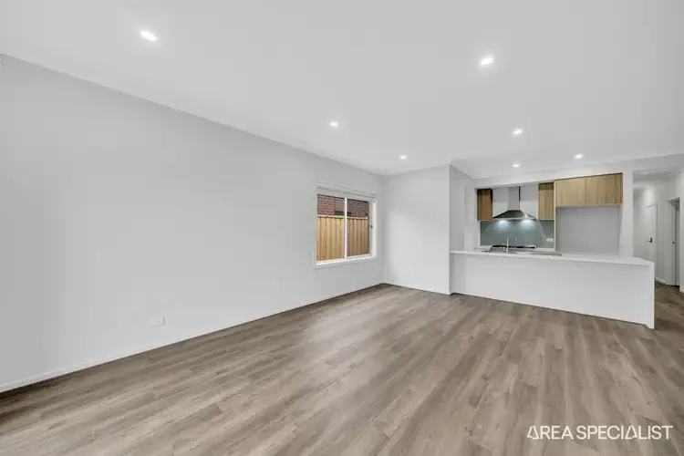 Second view of Homely house listing, 15 Linburn Street, Thornhill Park VIC 3335
