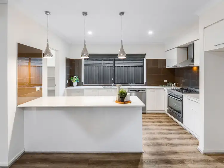 Sixth view of Homely house listing, 17 Christie Court, Pakenham VIC 3810