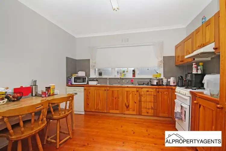 Third view of Homely house listing, 68 Williams Road, Horsham VIC 3400