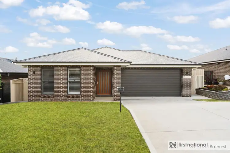 Main view of Homely house listing, 5 Mcgillan Drive, Kelso NSW 2795