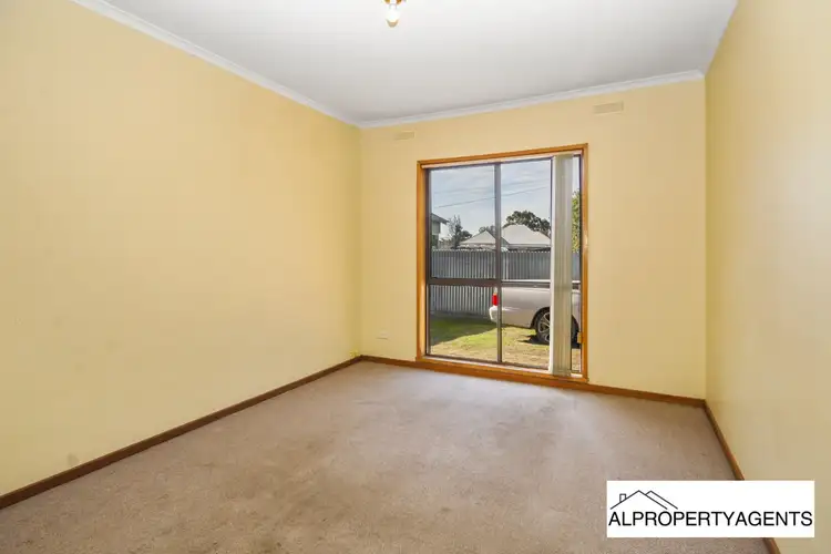 Fifth view of Homely house listing, 4/39 Lynott Street, Horsham VIC 3400