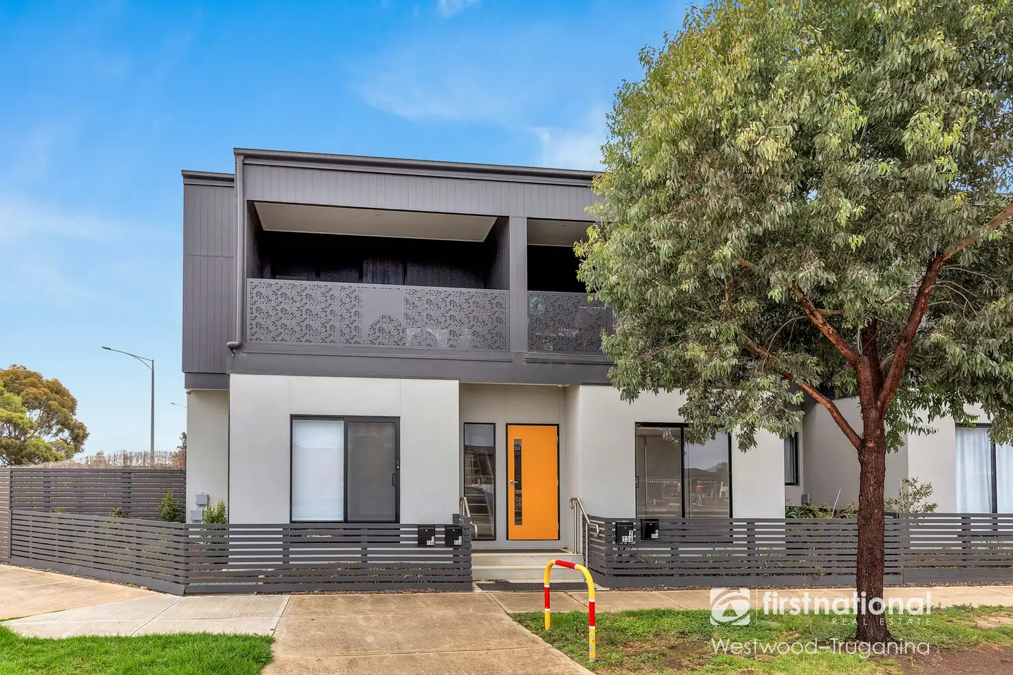 Main view of Homely unit listing, 2/136 Grassbird Drive, Point Cook VIC 3030