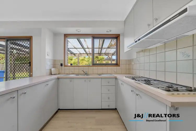 Fourth view of Homely house listing, 18 Strathavan Drive, Berwick VIC 3806