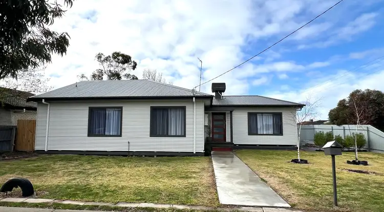 5 Banool Street, Horsham VIC 3400