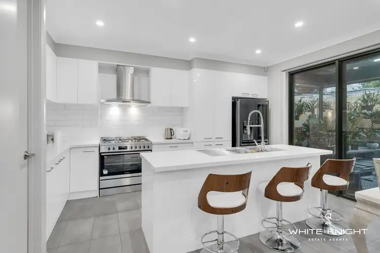 33 Compton Parade, Sunshine North VIC 3020