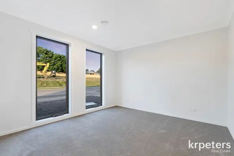 30 Trefella Rise, Drouin VIC 3818