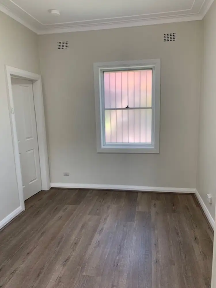 Fifth view of Homely flat listing, Address available on request