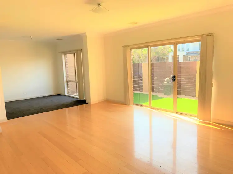 Fourth view of Homely townhouse listing, 1/16 McCulloch Avenue, Seaford VIC 3198