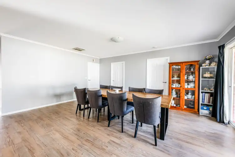 Fifth view of Homely house listing, 2 Meadow Grove, Mildura VIC 3500