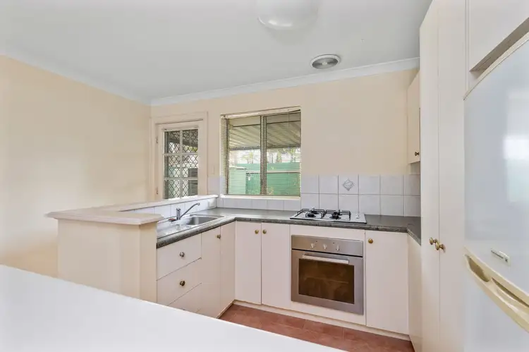 Fourth view of Homely unit listing, 17/1 Ochiltree Street, Somerville WA 6430