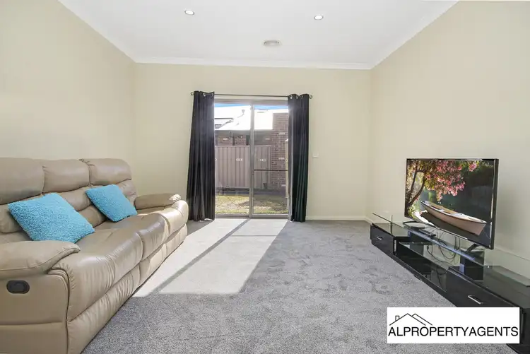 Fifth view of Homely house listing, 16 Evans Way, Horsham VIC 3400