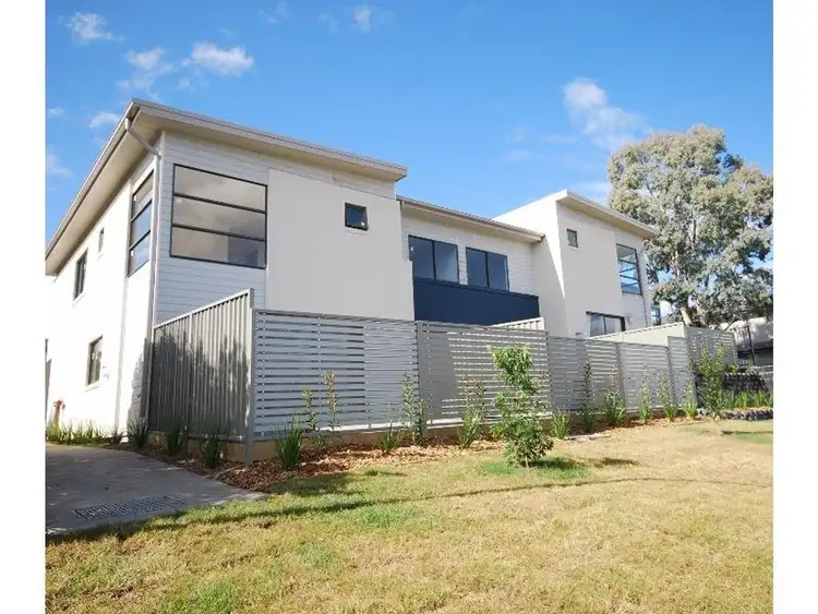 8/26 Luttrell Street, Glenmore Park NSW 2745
