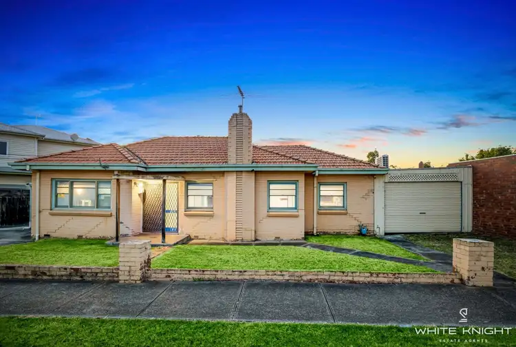 2 Lewis Street, Kingsville VIC 3012