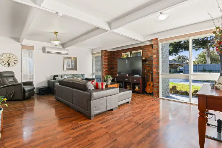 8 Allawah Close, Keysborough VIC 3173