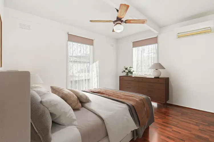 Seventh view of Homely house listing, 8 Allawah Close, Keysborough VIC 3173