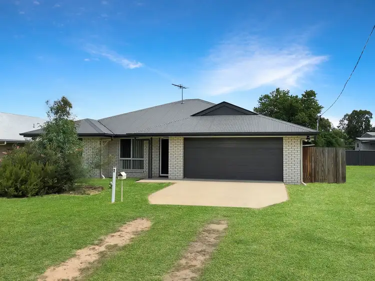 6 Denison Street, Nebo QLD 4742